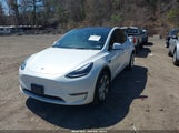 Tesla Model Y Awd/Long Range Dual Motor All-Wheel Drive 7SAYGDEEXPF693006 снимка