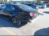 Toyota Camry Se 4T1B11HK1JU500949 photo