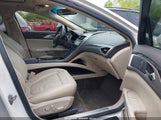 Lincoln Mkz 3LN6L2J99GR615632 photo