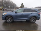 Toyota Highlander Xle V6 5TDJKRFH1GS255652 снимка