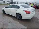 Nissan Altima 2.5 S 1N4AL3AP0FN373307 fotografie