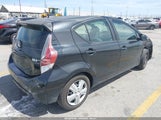 Toyota Prius C Two JTDKDTB38F1579490 снимка