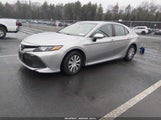 Toyota Camry Hybrid Le 4T1B31HK6JU507227 photo