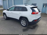 Jeep Cherokee Latitude 4X4 1C4PJMCB3JD540873 снимка