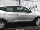 Nissan Rogue Sport S JN1BJ1CR0JW289193 fotografie