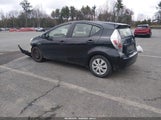 Toyota Prius C Two JTDKDTB34E1068115 снимка
