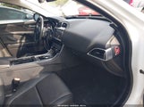 Jaguar Xe 25T SAJAR4FX3KCP52820 снимка