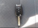 Kia Sorento 2.4L Lx 5XYPG4A35HG288937 photo