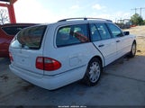 Mercedes-Benz E 320 WDBJH65F6XA907321 снимка