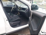 Toyota Rav4 Xle 2T3RFREV6FW267419 снимка
