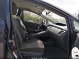Toyota Prius Two JTDKN3DU8B0286322 снимка