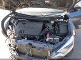 Toyota Corolla Le Plus 5YFBURHE4FP341367 снимка