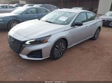 Nissan Altima Sv Fwd 1N4BL4DV9TN318807 photo