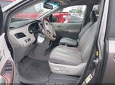 Toyota Sienna Limited V6 5TDYK3DC4BS041038 снимка