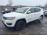 Jeep Compass Latitude 4X4 3C4NJDBB8KT734657 снимка