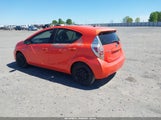 Toyota Prius C Two JTDKDTB32E1070672 снимка