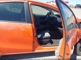 Toyota Prius C Two JTDKDTB32E1070672 снимка
