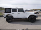 Jeep Wrangler Unlimited Sahara 1C4BJWEG6GL124491 fotografie