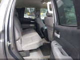 Toyota Tundra Limited 5.7L V8 5TFBV58187X019546 fotografie