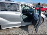 Toyota Sienna Xle 5TDJSKFC2SS195868 photo