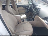 Jeep Cherokee Latitude Fwd 1C4PJLCX4KD110602 снимка