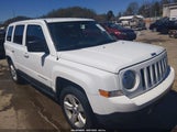 Jeep Patriot Latitude 4X4 1C4NJRFB3HD179736 fotografie