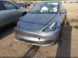 Tesla Model Y Long Range Dual Motor All-Wheel Drive 7SAYGAEE7RF112644 fotografie