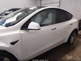 Tesla Model Y Long Range Dual Motor All-Wheel Drive 5YJYGDEE2MF198128 снимка