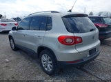 Volkswagen Tiguan Se WVGBV7AX0AW504279 photo