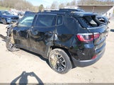 Jeep Compass Latitude 4X4 3C4NJDBB8NT116212 снимка