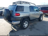 TOYOTA FJ CRUISER JTEZU4BF2AK****** снимка