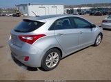 Hyundai Elantra Gt KMHD35LH6FU241887 photo