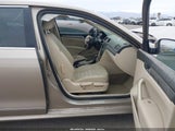 Volkswagen Passat 1.8T Se 1VWBT7A35FC020914 снимка