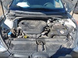 Hyundai Veloster Base W/Black KMHTC6AD5EU217452 снимка
