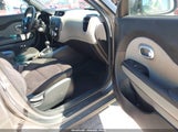 Kia Soul KNDJN2A29J7572436 снимка