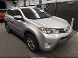 Toyota Rav4 Xle JTMWFREV0FJ051230 снимка