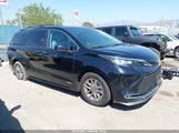 Toyota Sienna Xle 5TDJRKEC8MS002638 photo