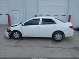 Toyota Corolla Le JTDBL40E59J015703 снимка
