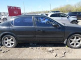 Nissan Maxima Gle/Gxe/Se JN1CA31A5YT016145 снимка