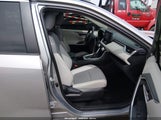 TOYOTA RAV4 HYBRID XLE PREMIUM JTMB6RFV4ND****** снимка
