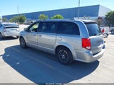 Dodge Grand Caravan Sxt 2C4RDGCG5HR715502 снимка