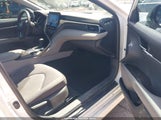 Toyota Camry Le 4T1R11AK1NU688015 photo