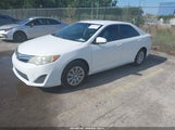 Toyota Camry Le 4T4BF1FK3ER417023 fotografie