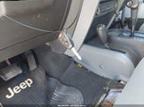 Jeep Wrangler Unlimited Sahara 1J8GA59108L628650 photo