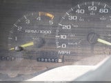GMC Sierra 1GTGC24K1SZ556894 снимка