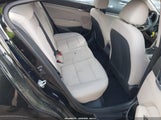Hyundai Elantra Se 5NPD84LF8HH000683 снимка