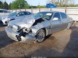 Lincoln Town Car Signature 1LNHM81W65Y650903 photo