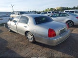 Lincoln Town Car Signature 1LNHM81W65Y650903 снимка