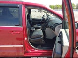 Chrysler Town & Country Touring 2C4RC1BG9FR590910 fotografie