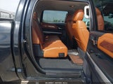 Toyota Tundra  5.7L V8 5TFAW5F12FX428393 fotografie